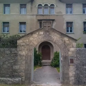 https://gite-detape-clos-st-roch.hotels-rhonealpes.com