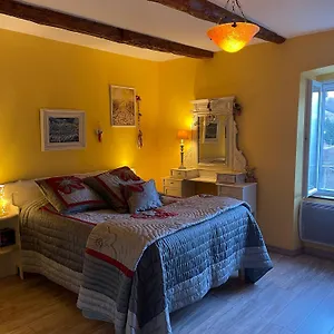 https://lo-fedou-antraigues-sur-volane.hotels-rhonealpes.com