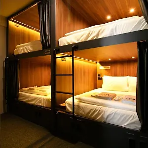 2* Hôtel capsule Wink At Mccallum Street